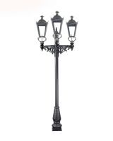 Small Triple headed Dorchester lamp post with black lanterns