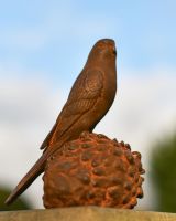 Rustic Bird On Pinecone Garden Sculpture