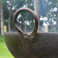 Round Handles on the Side of the Kadai Bowl