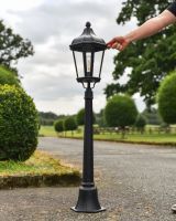 Scale of "The Grange" Traditional Hexagonal Pillar Light