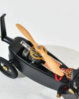 Close up of Helicopter Cat Sculpture propeller