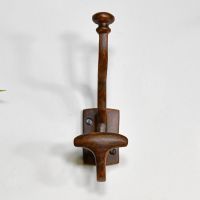 "Madame Anouk" Brown Hook in Situ 