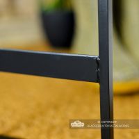 Close-up of the Smooth Black Finish