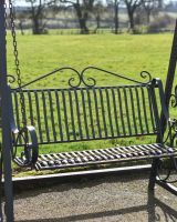 Seating on swing bench