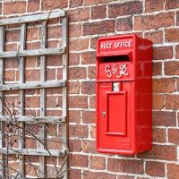 Redford Keep King George Wall Mounted Post Box 
