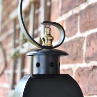 Close up of finial 