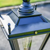 Close up of Dorchester lantern top 