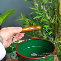 Handle on the Bucket to Scale