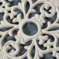 Cream Cast Iron Oval Trivet Centre Close-Up