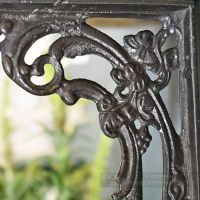 Close-up of the Ornate design on the Bracket