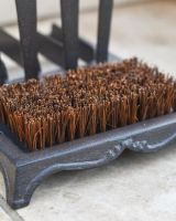 Close-Up of Brush & Natural Metal Finish