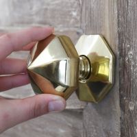 Pointed Polished Brass Octagonal Centre Door Knob