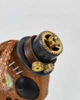 Close up of "Ragetti" Steampunk Pirate Skull Sculpture hat