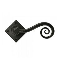 "Rhesus" Monkey tail on Diamond Rose finished In Black