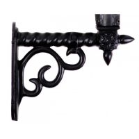 Close-up of the Ornate Scroll Work on the Royale Bracket