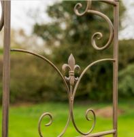 Fleur de Lys Design on the Rustic Fleur De Lys Rose Arch