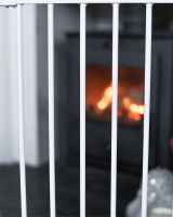 Bars on Nursery Guard Conforms to safety standard - EN1930:2011