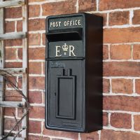Black & Gold "Newland" Elizabeth Regina Post Box 