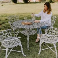 Antique Cream "Edworth Manor" Four Seater Dining Set 