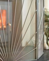 Close-Up of Silver Finish & Integral Mesh