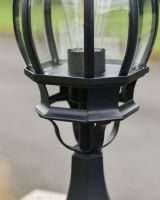 Small Tourega Pillar Light diffuser and frame close up