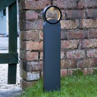 Squared Contemporary Post Light in Situ Outside