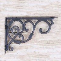 The "Dutch" Ornate Iron Shelf Bracket 23 x 34cm