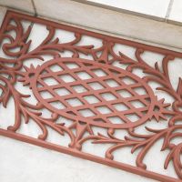 View of the Trellis pattern in the Centre of the "Thistledown" Rectangle Doormat 