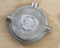 Aluminium Tie Bar Centre Boss - Tudor Rose