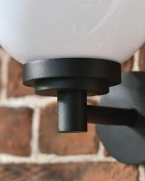 Traditional Design on the Wall Light