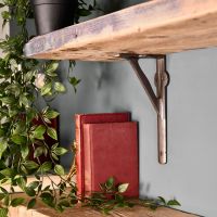 Simplistic Iron Bracket in Situ 