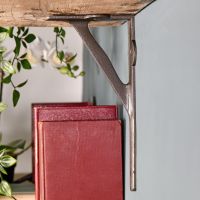 Simplistic Iron Bracket in Situ