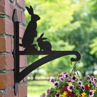 Rabbit Design on the Bracket