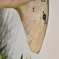 Close up of mounting bracket 