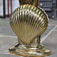Close up of clam shell detailing 