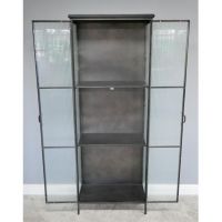 Fully Open Front Doors