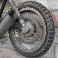 Close up of rear wheel 