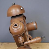 Side view of Robot Clock 