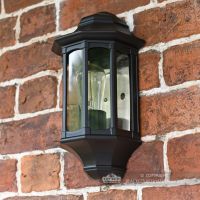 “Rookcliff Hall” Traditional Black Porch Light 