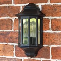 “Rookcliff Hall” Traditional Black Porch Light 