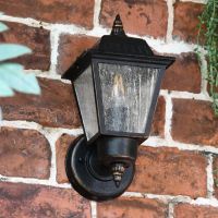 "Clova" Traditional Wall Lantern in full 