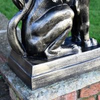 Rear view of sculpture and base 