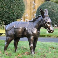 Travelling Donkey Sculpture in full 