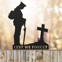 WW2 Soldier "Lest We Forget" Memorial Fence Topper in Black in Situ