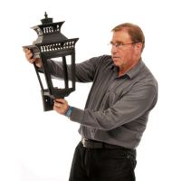 Yorkshire wall mounted wall lantern