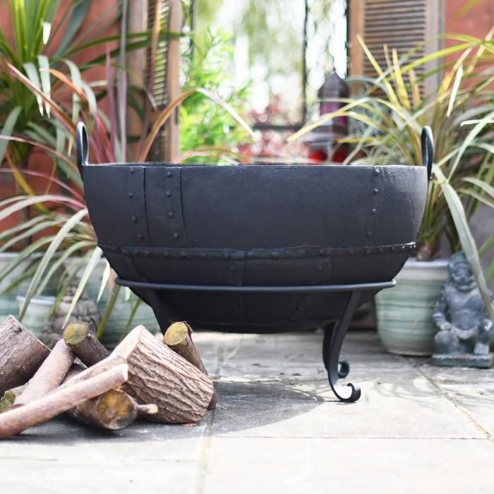 Traditional Kadai Bowl with round Stand