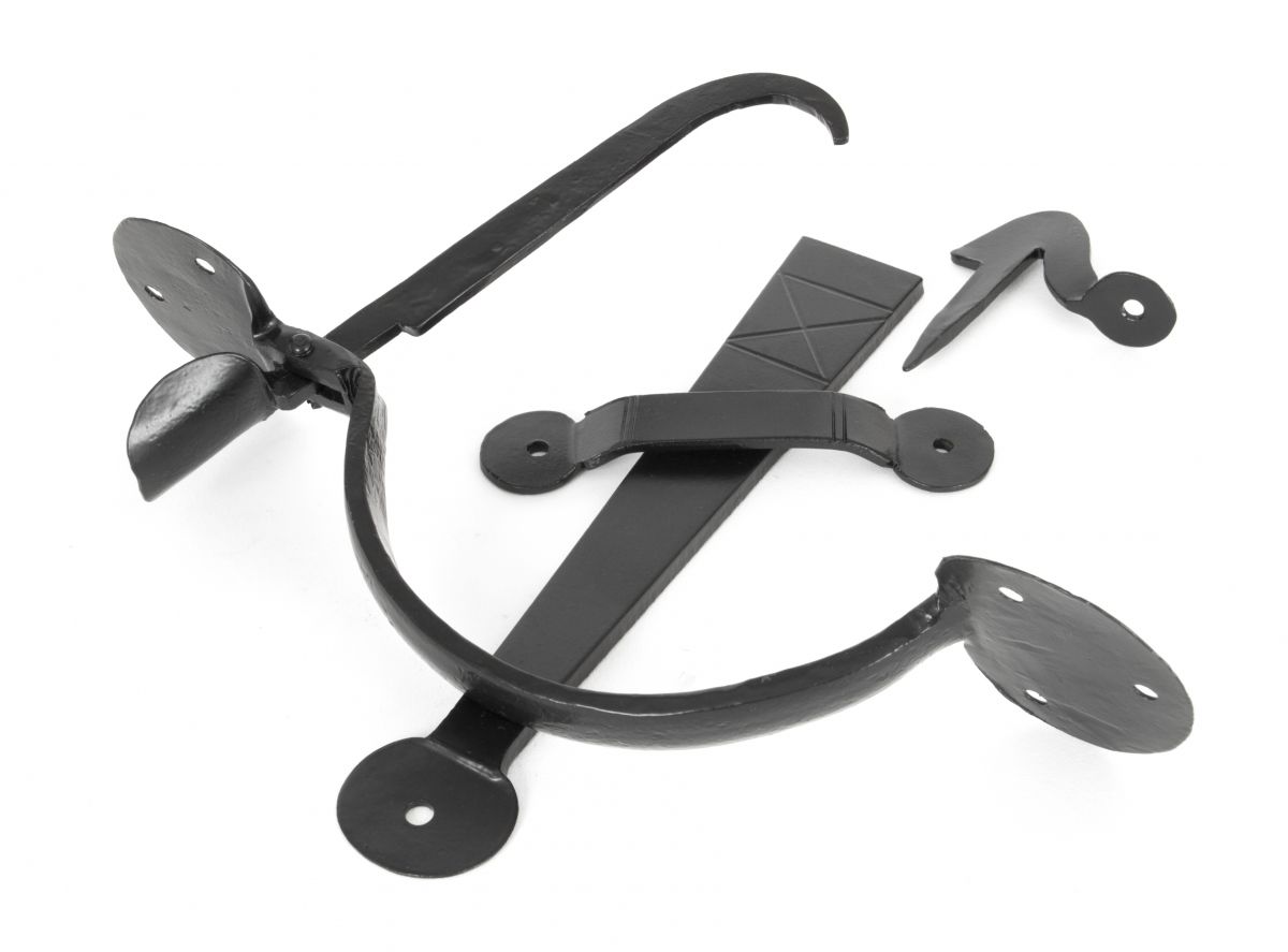 "Kinborough" Heavy bean thumblatch