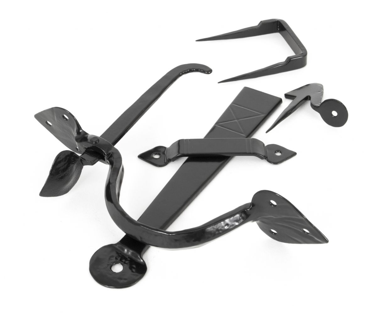 Gothic Thumblatch Black Gothic Thumblatch Black