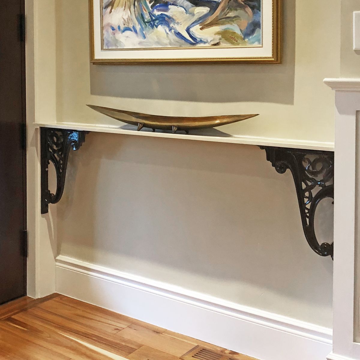 "Celtic" Iron Shelf Bracket 30 x 42cm "Celtic" Iron Shelf Bracket 30 x 42cm