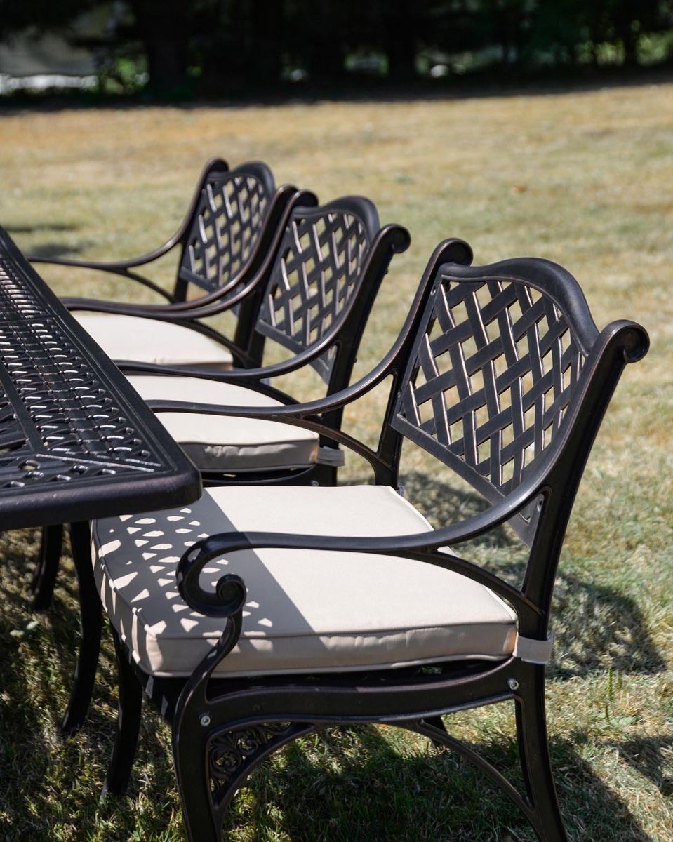 The "Highgrove" 8-Seater Luxury Garden Dining Set - Antique Copper Cushion Close Up